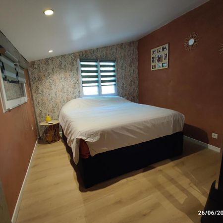 Chambre Au Coeur Du Luberon Acomodação com café da manhã Céreste Exterior foto