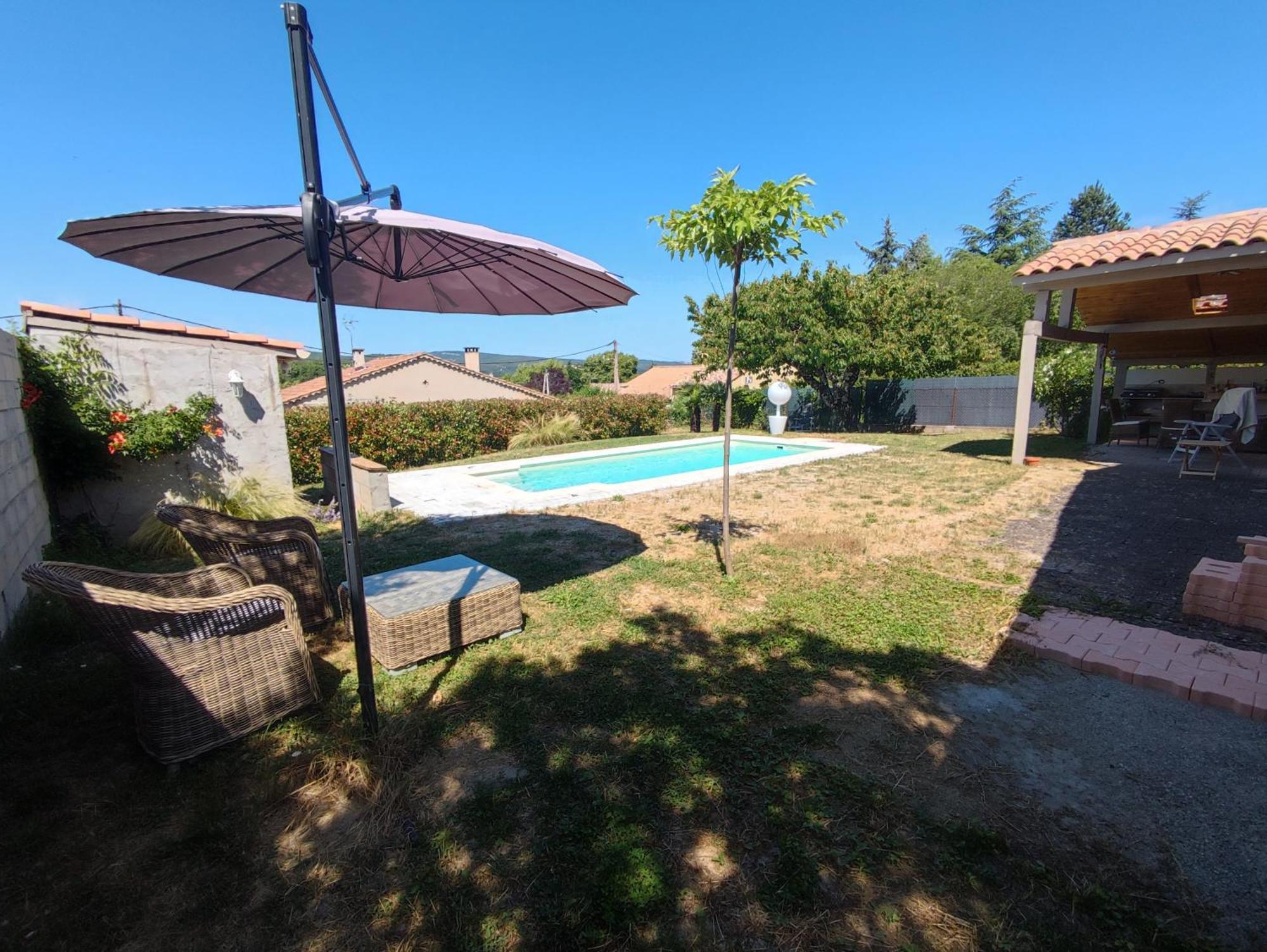 Chambre Au Coeur Du Luberon Acomodação com café da manhã Céreste Exterior foto